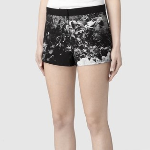 AllSaints Kaplan Island Silk Shorts US sz 4 - Picture 1 of 8